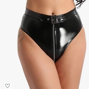 Black leather rave bottoms. Size M